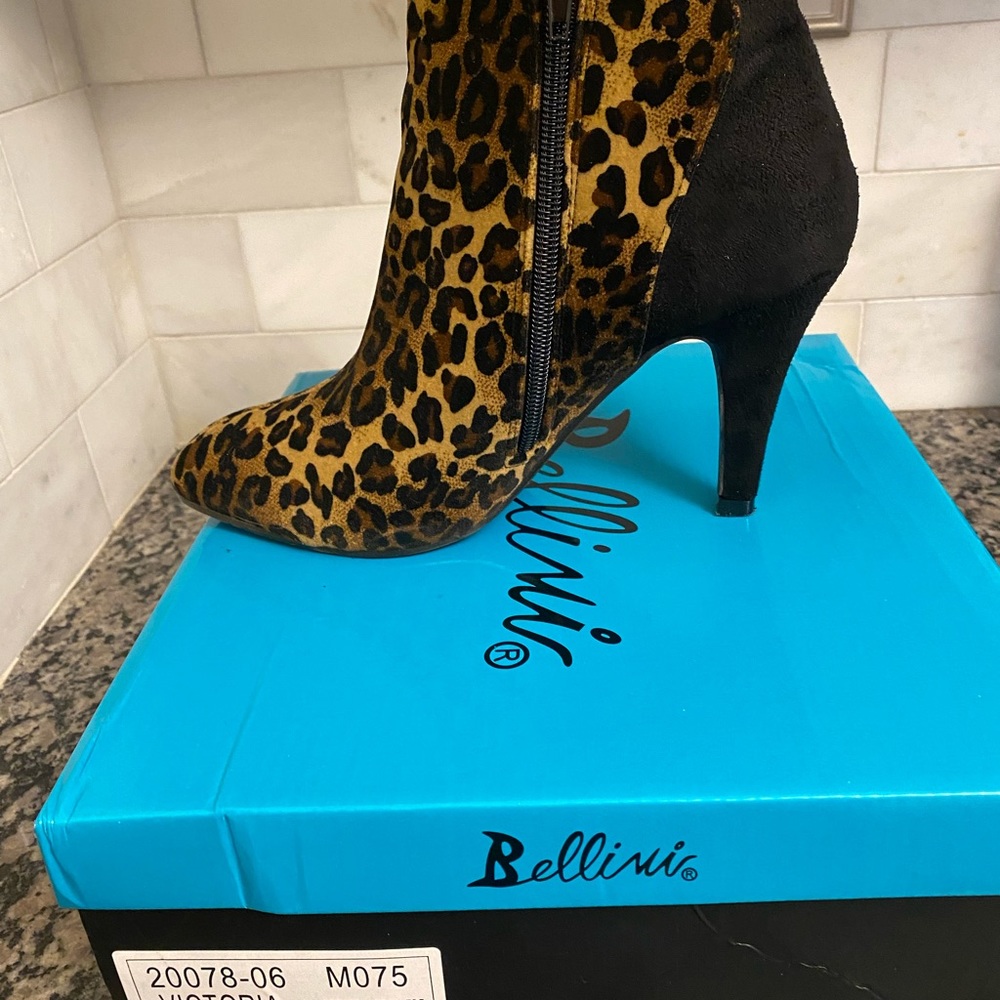Leopard Bootie - Picture 2 of 5